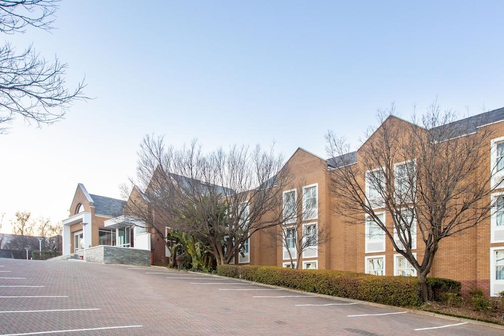 城市小屋-约翰内斯堡机场 肯普顿帕克 外观 照片